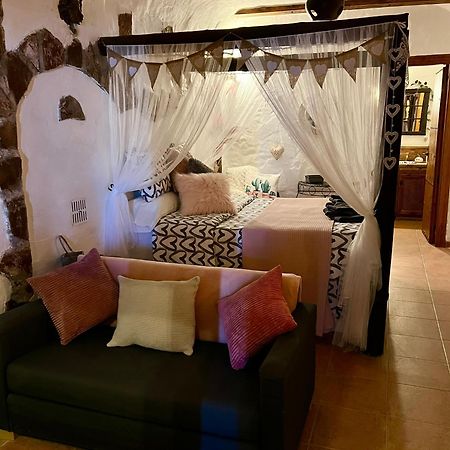 Cuevas De La Paz - Cave House Holidays Los Carriones Екстериор снимка