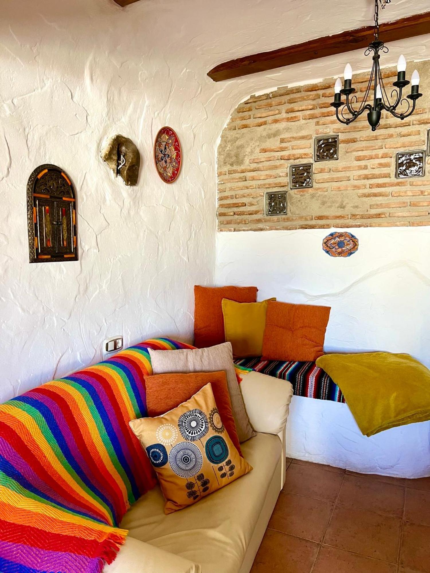 Cuevas De La Paz - Cave House Holidays Los Carriones Стая снимка