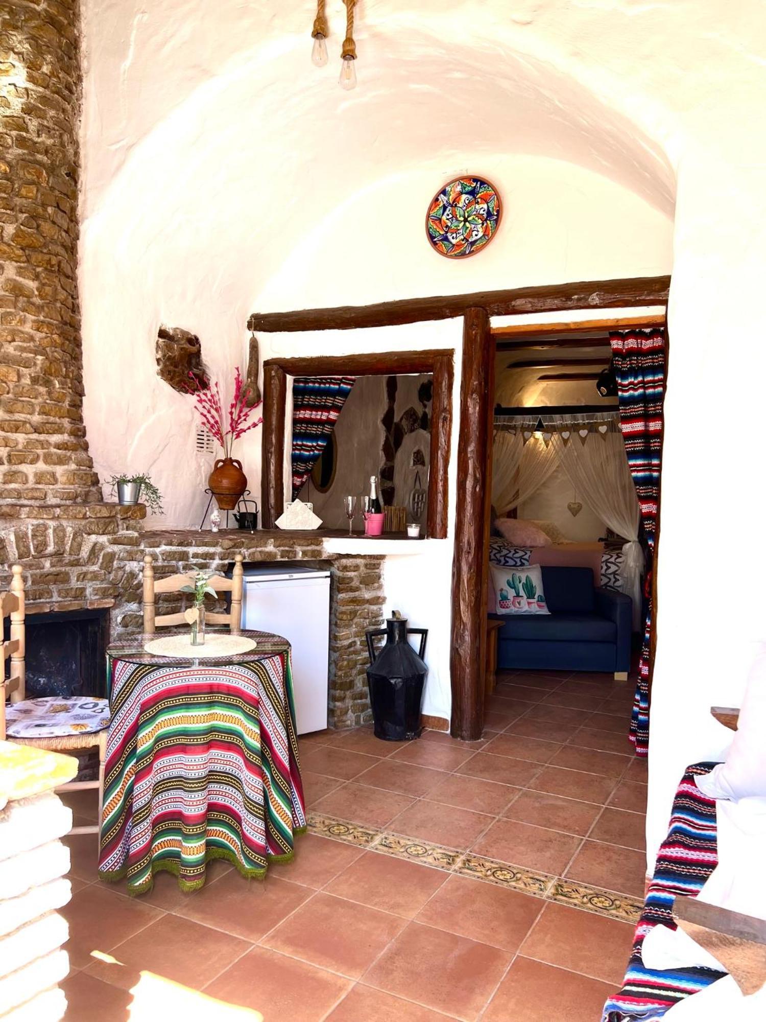 Cuevas De La Paz - Cave House Holidays Los Carriones Стая снимка