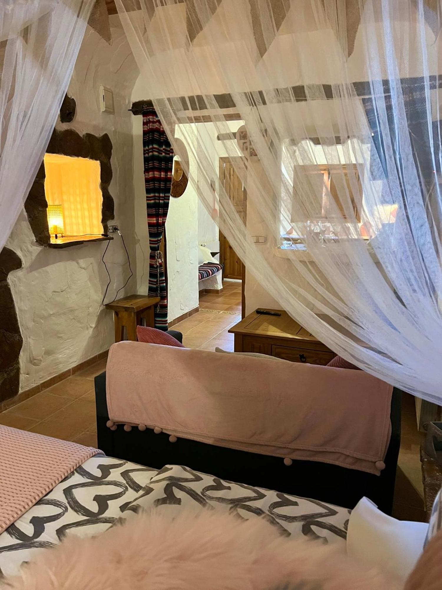 Cuevas De La Paz - Cave House Holidays Los Carriones Екстериор снимка